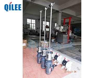 化工工業(yè)防腐蝕液體攪拌機